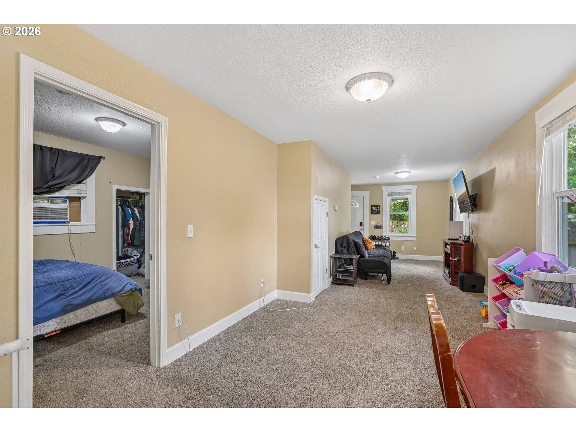 216 SE TOWNSHIP RD, Canby, OR 97013