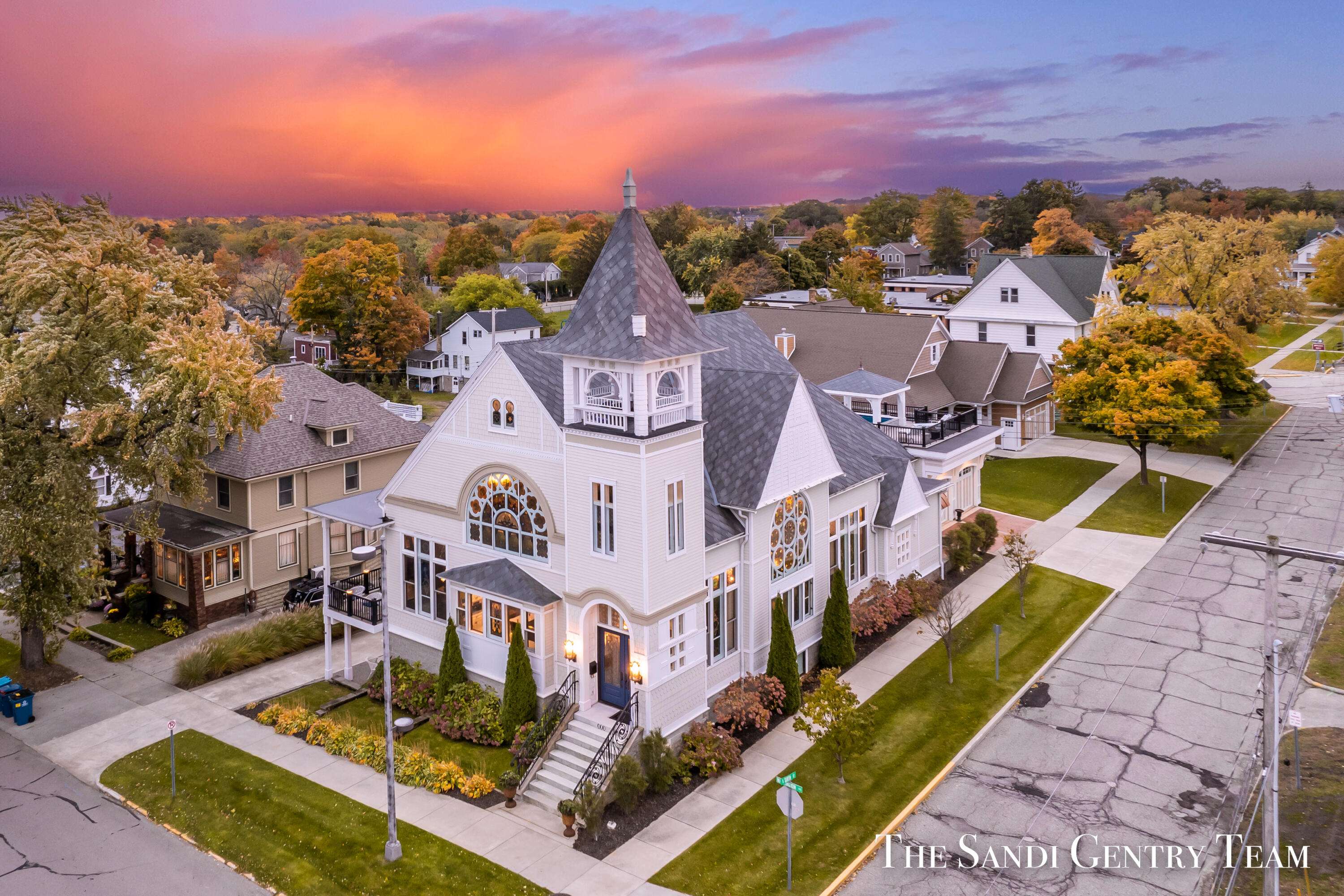 600 Washington AVE, Grand Haven City, MI 49417