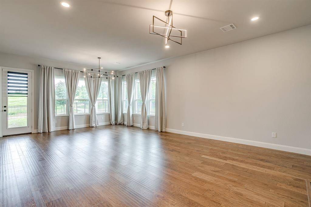 14325 Walsh Avenue, Fort Worth, TX 76008