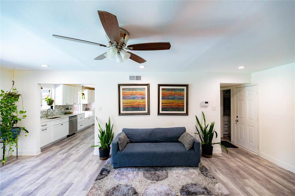 3301 Knights Haven Lane, Garland, TX 75044