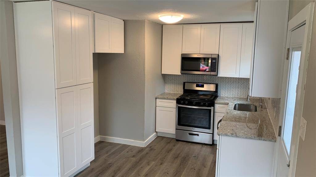 10004 Olmos Drive, Dallas, TX 75218