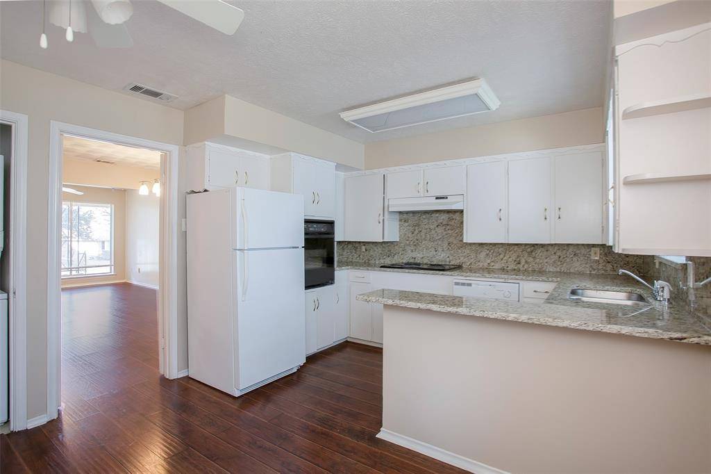 7010 & 7012 Kingsbury Drive, Dallas, TX 75231