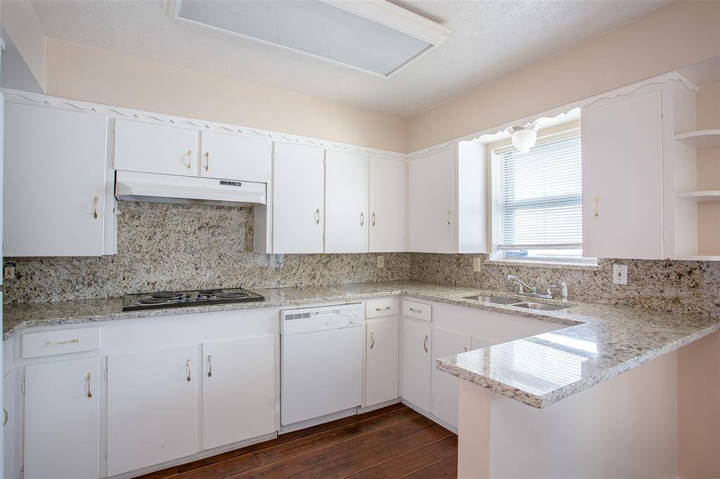 7010 & 7012 Kingsbury Drive, Dallas, TX 75231