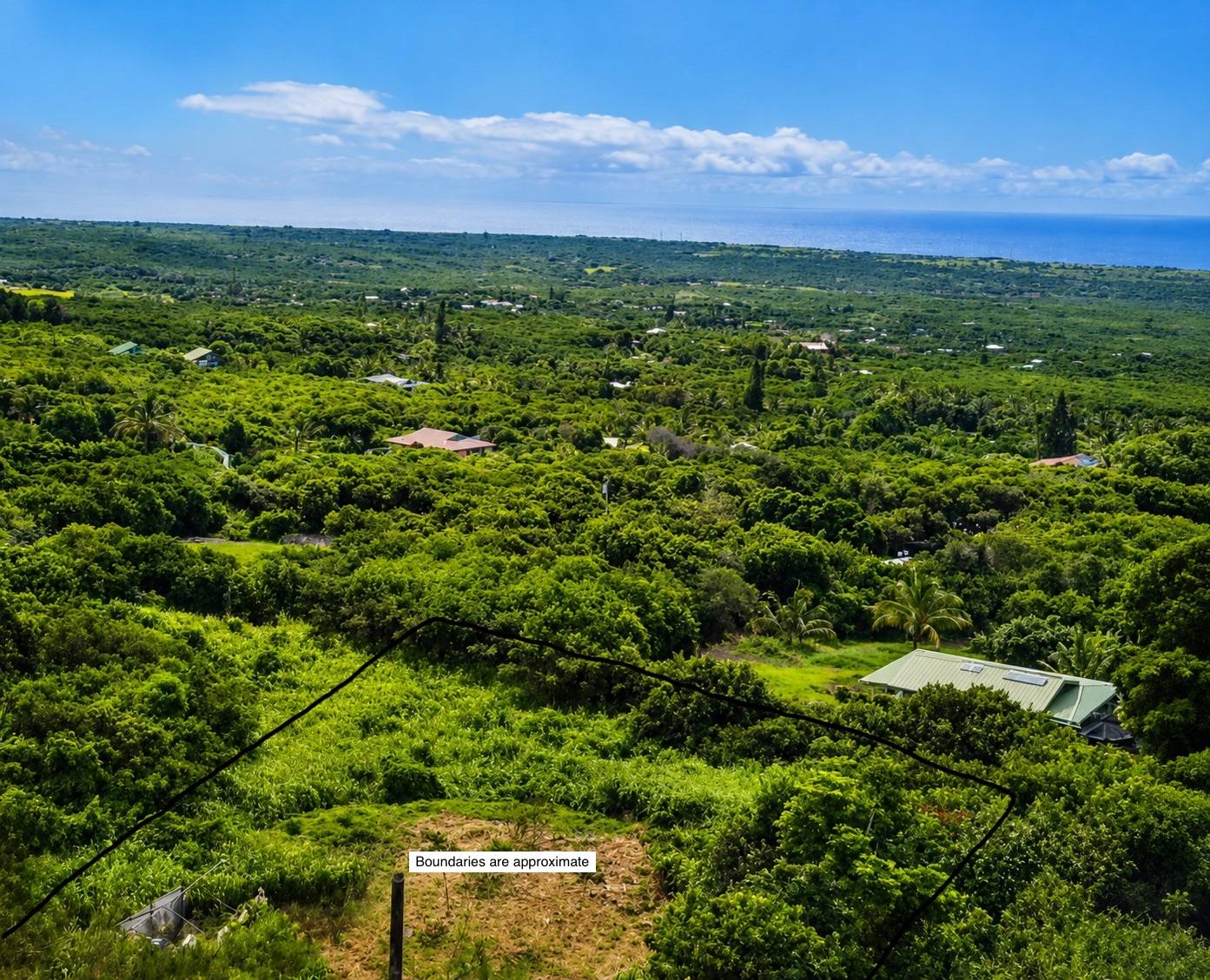 94-6467 AHI RD, Naalehu, HI 96772