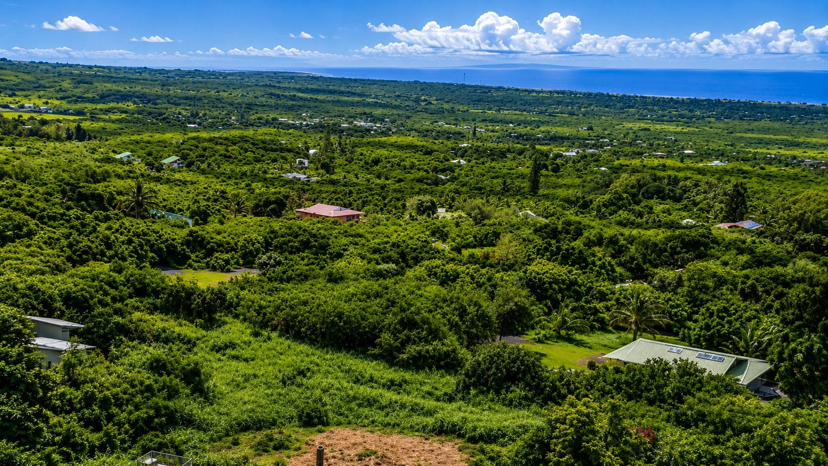 94-6467 AHI RD, Naalehu, HI 96772