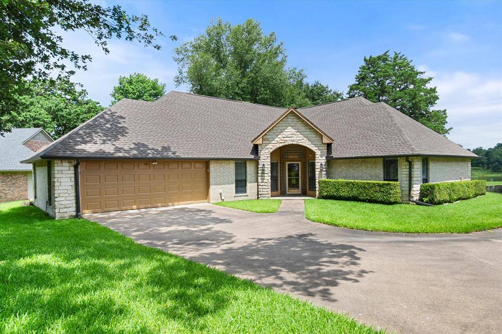717 Grandview Drive, Corsicana, TX 75109