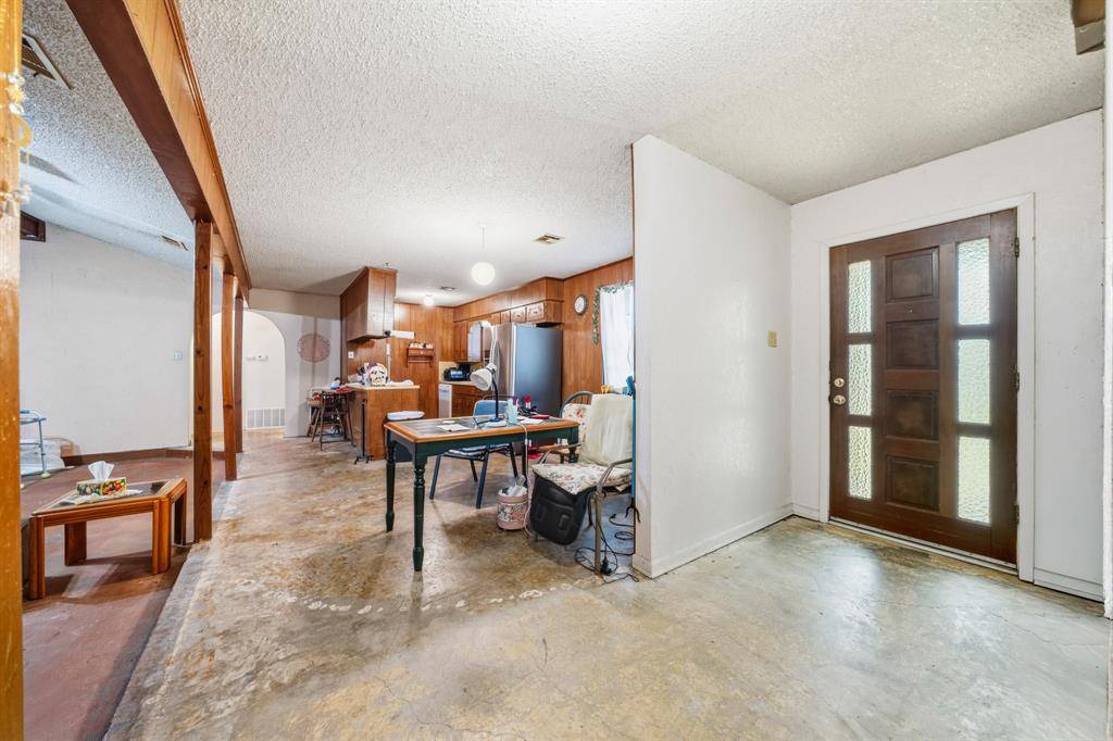 195 Amy Joy Drive, China Spring, TX 76633