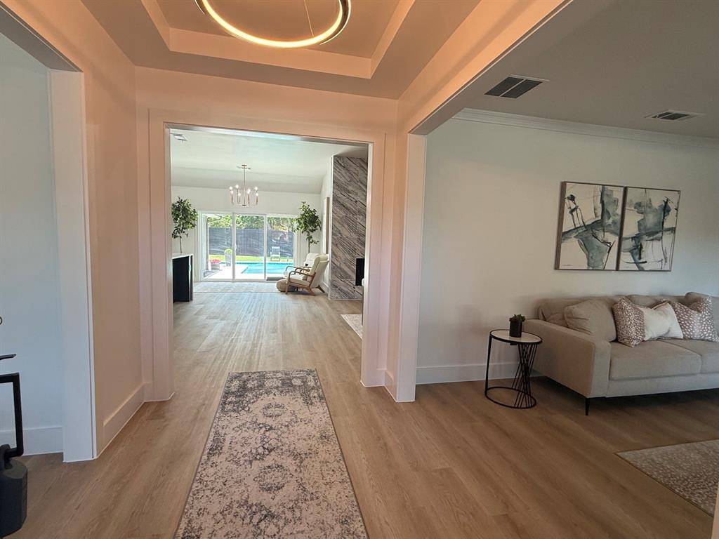 6606 Sawmill Road, Dallas, TX 75252