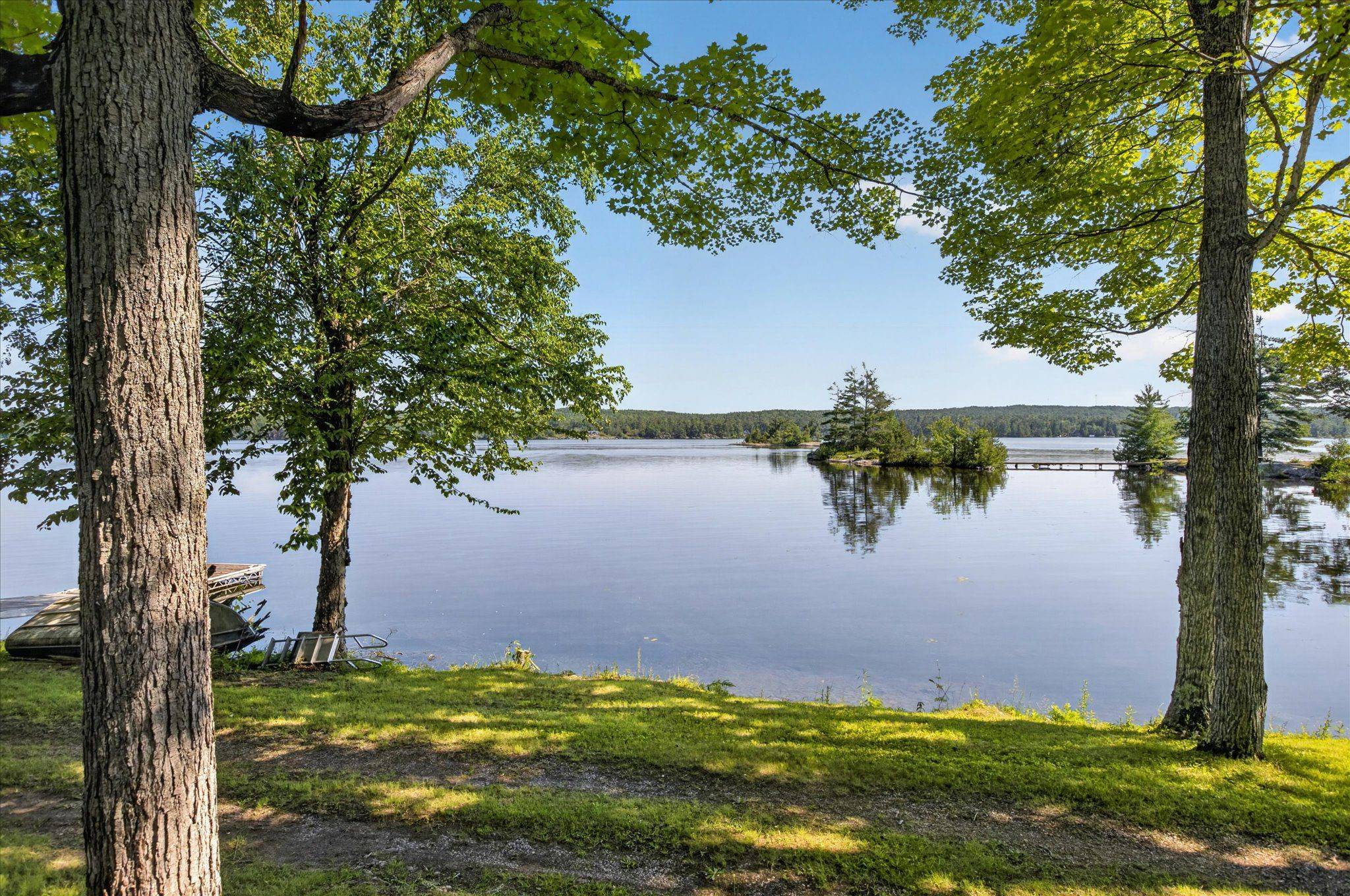 2310 Armstrong LN, Selwyn, ON K0L 2H0