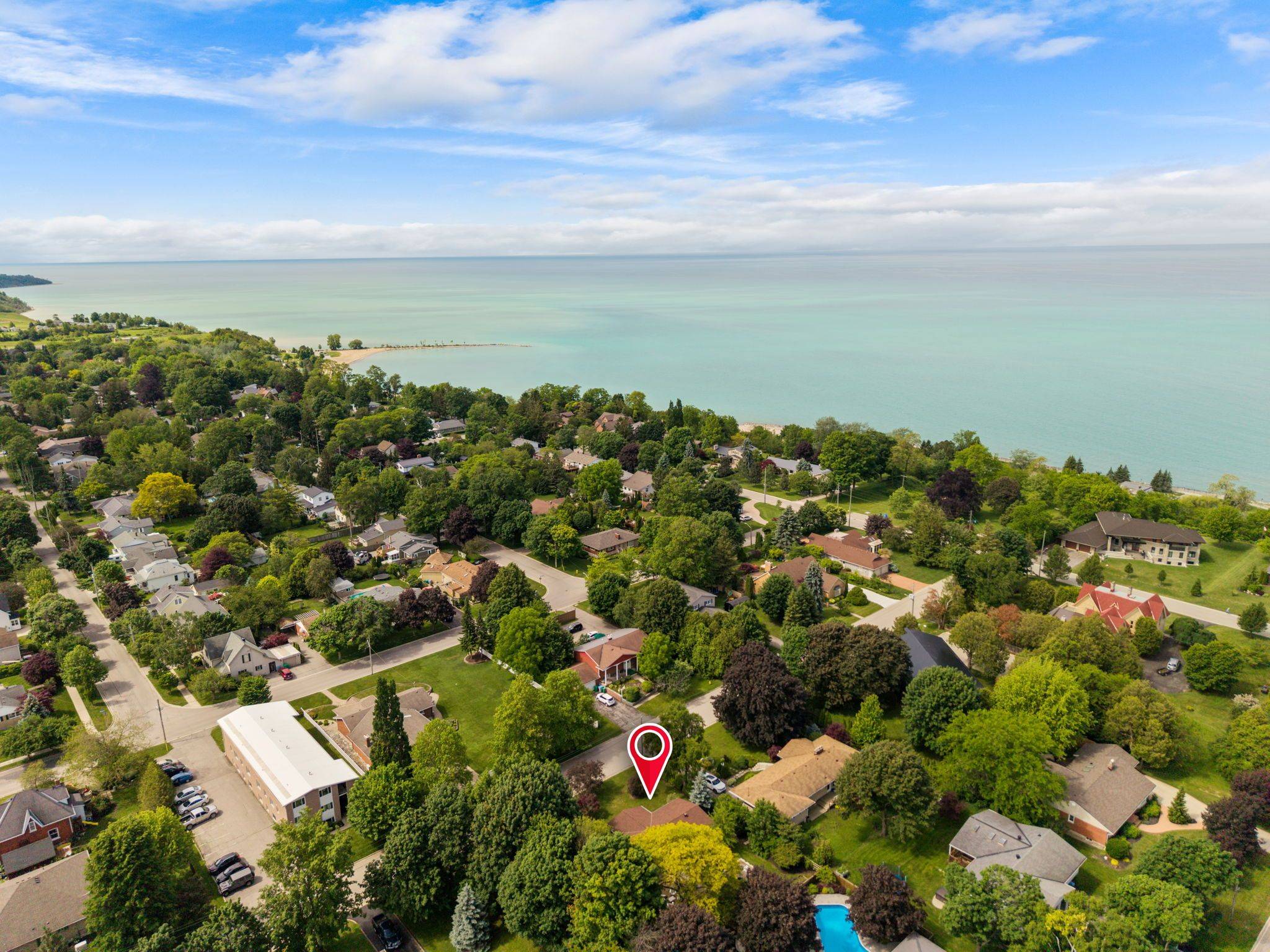 232 Picton ST W, Goderich, ON N7A 2C8