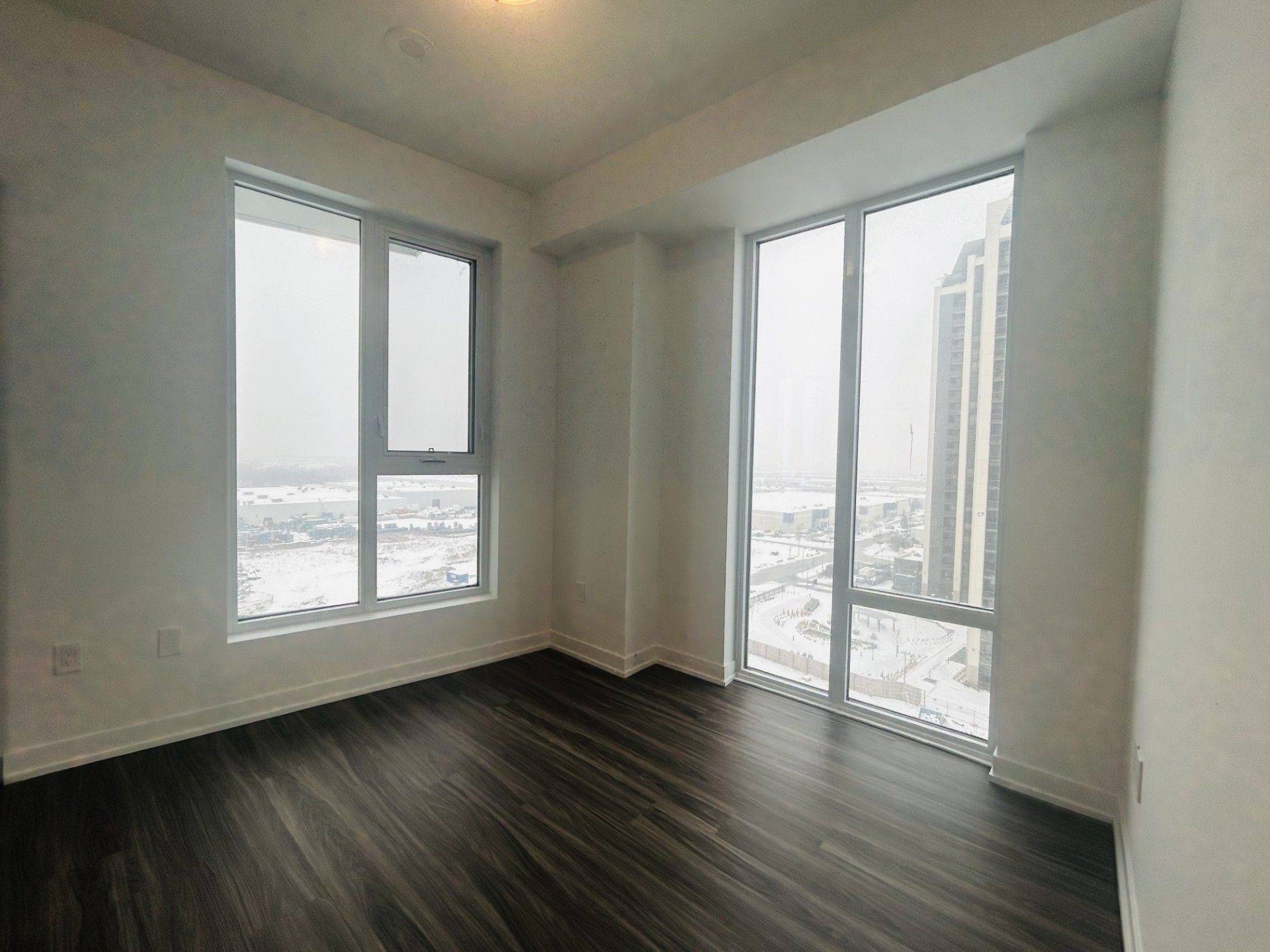 10 Abeja ST #1018, Vaughan, ON L4K 0R4