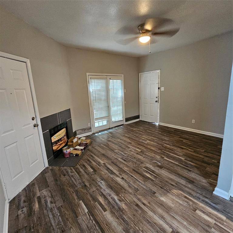 3209 Norwalk Avenue #101, Dallas, TX 75220