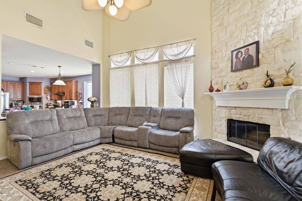 11117 Silver Horn Drive, Frisco, TX 75033