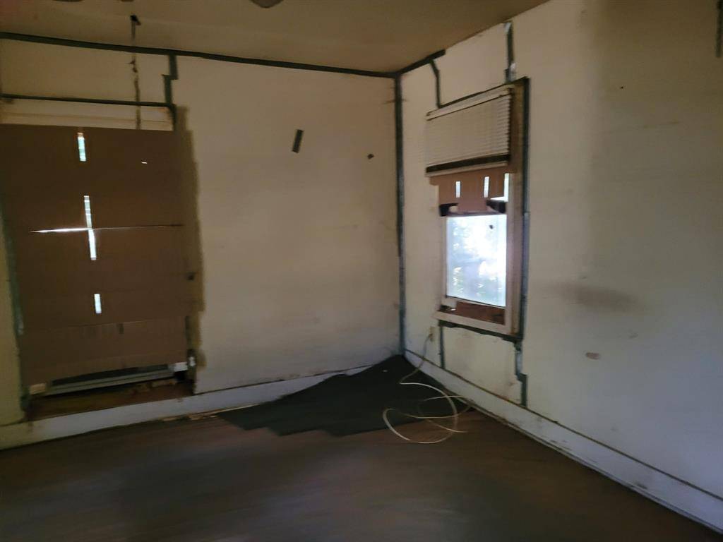 909 Ivan Road, Waco, TX 76706