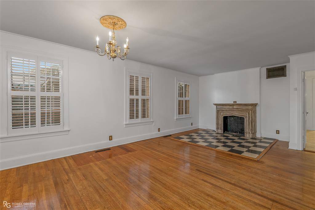 528 Dudley Drive, Shreveport, LA 71104