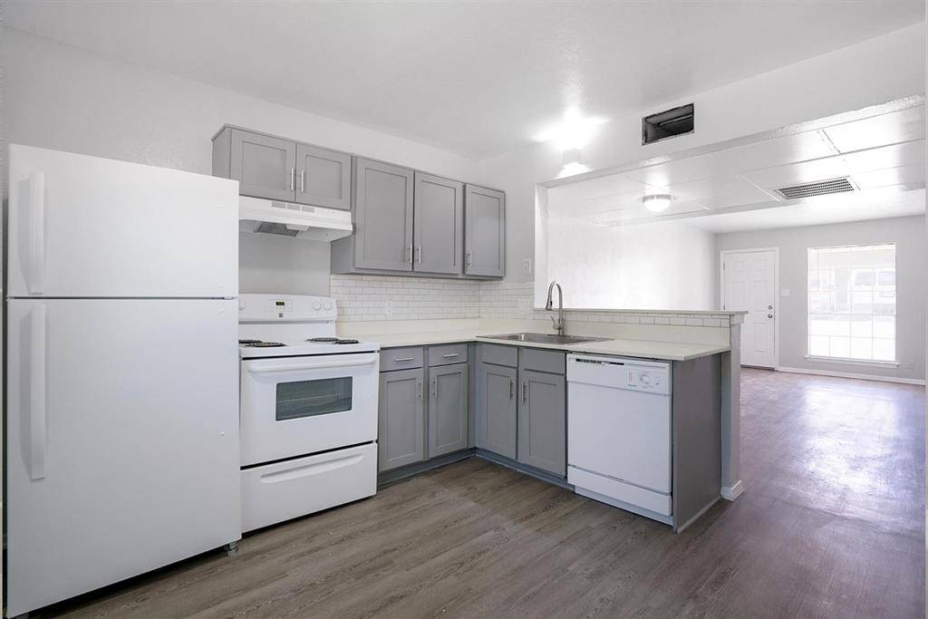 307 Rose Street #309-D, Arlington, TX 76010