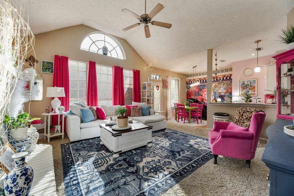 3205 Cape Cod Court, Arlington, TX 76017