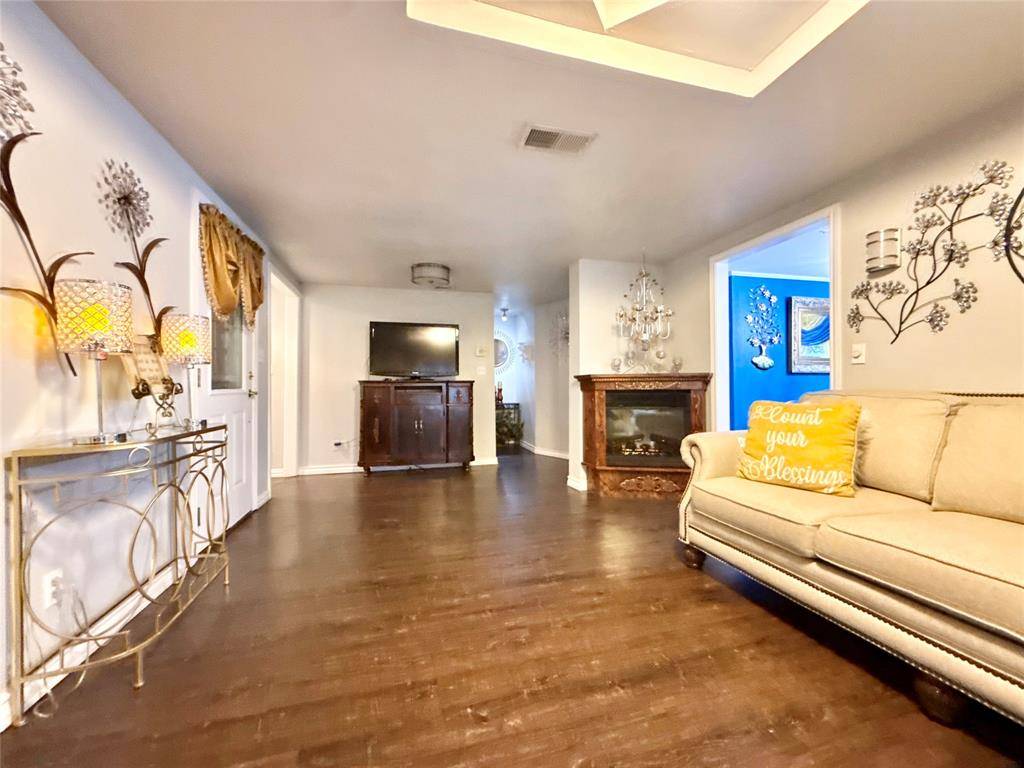 4216 Greenwood Road, Weatherford, TX 76088