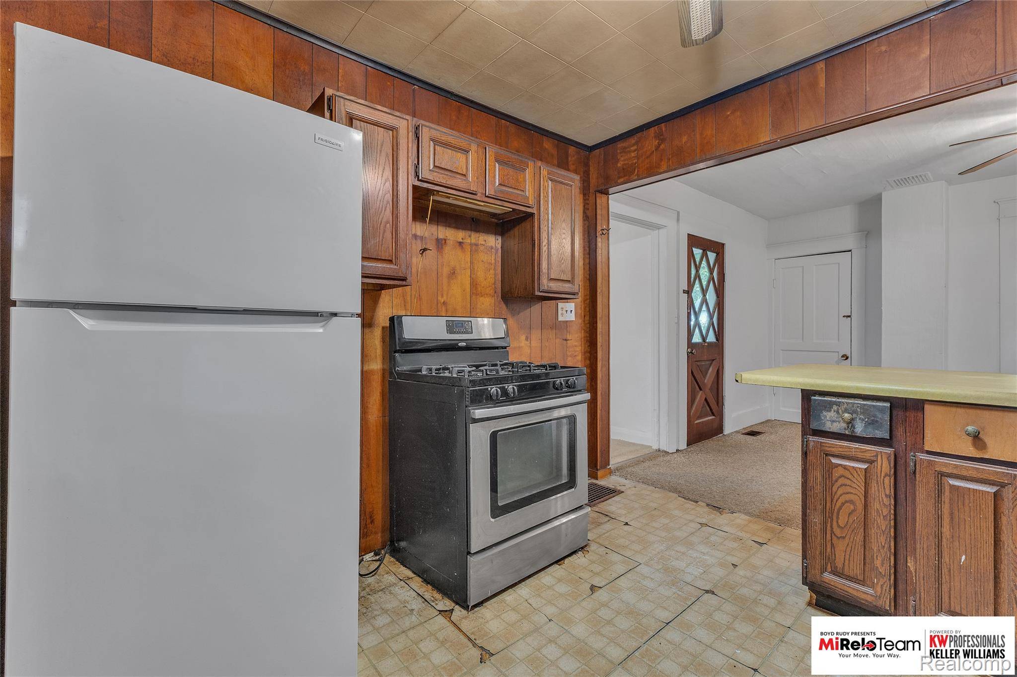 848 Caton AVE, Adrian, MI 49221