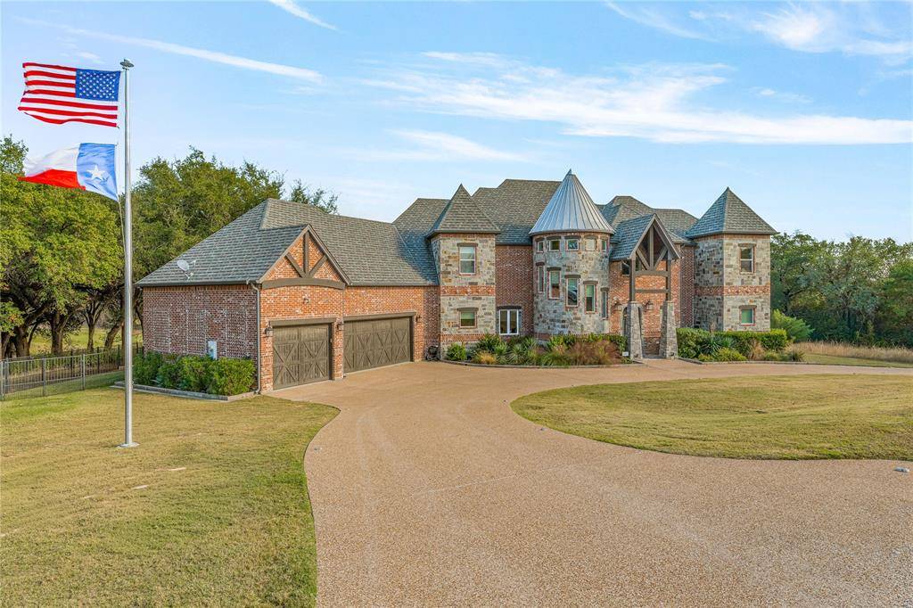 19069 Lakeview Court, Whitney, TX 76692