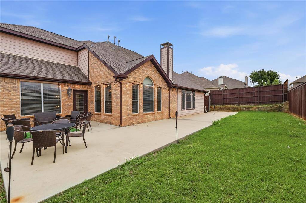 3027 Darlington Drive, Highland Village, TX 75077