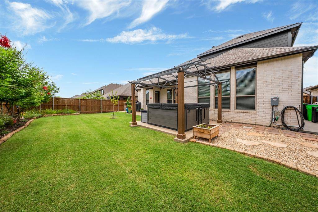 1305 Mill Place, Aubrey, TX 76227