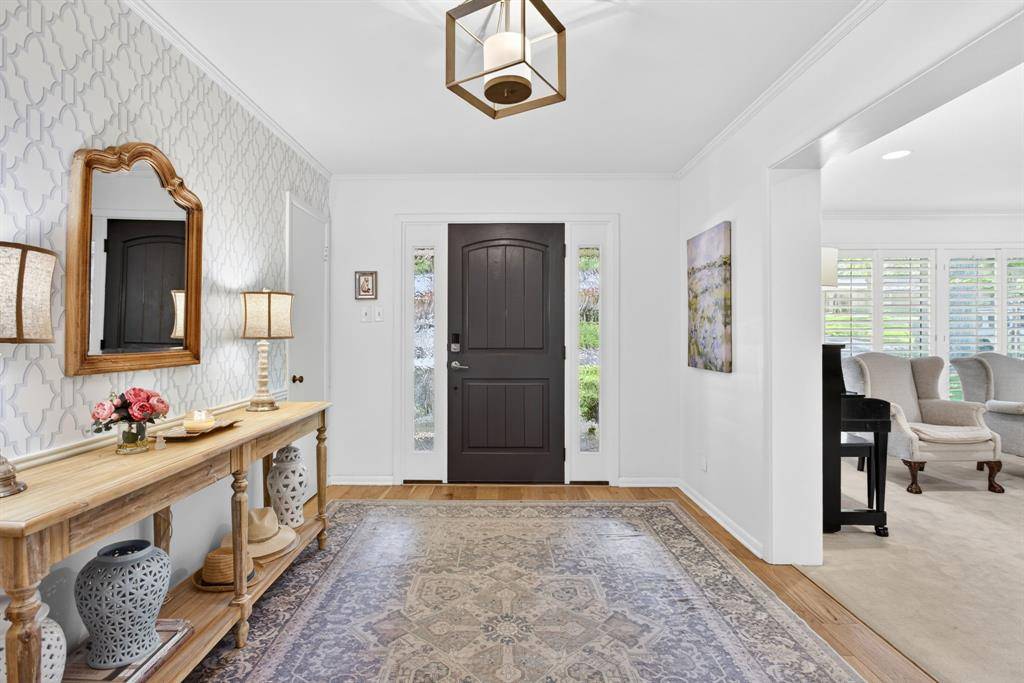 3712 Fox Hollow Street, Fort Worth, TX 76109