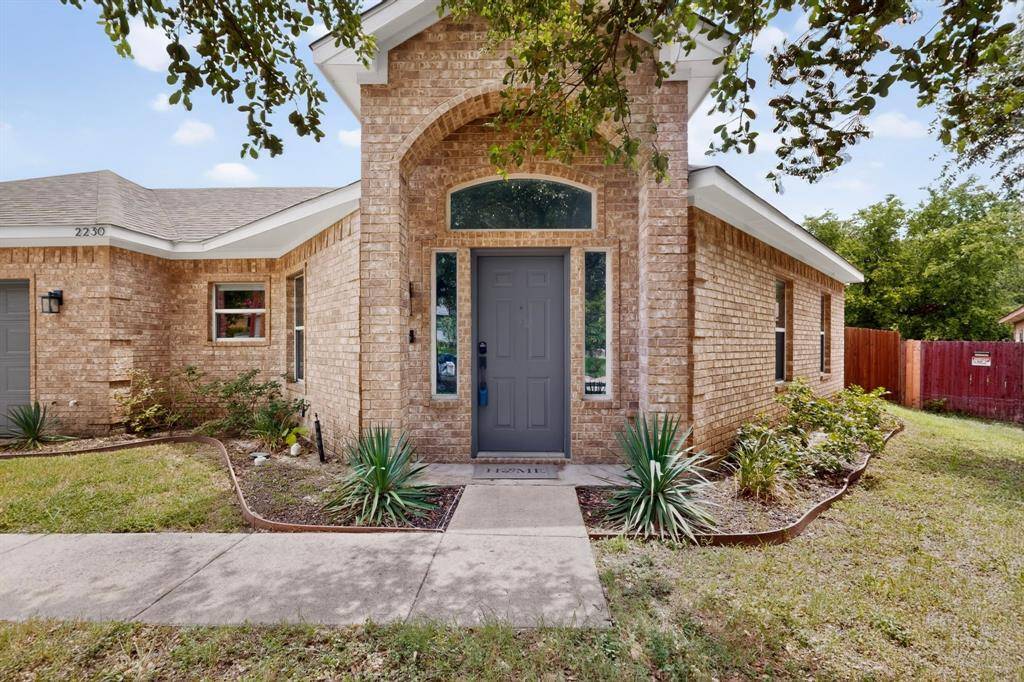 2230 Larry Drive, Dallas, TX 75228