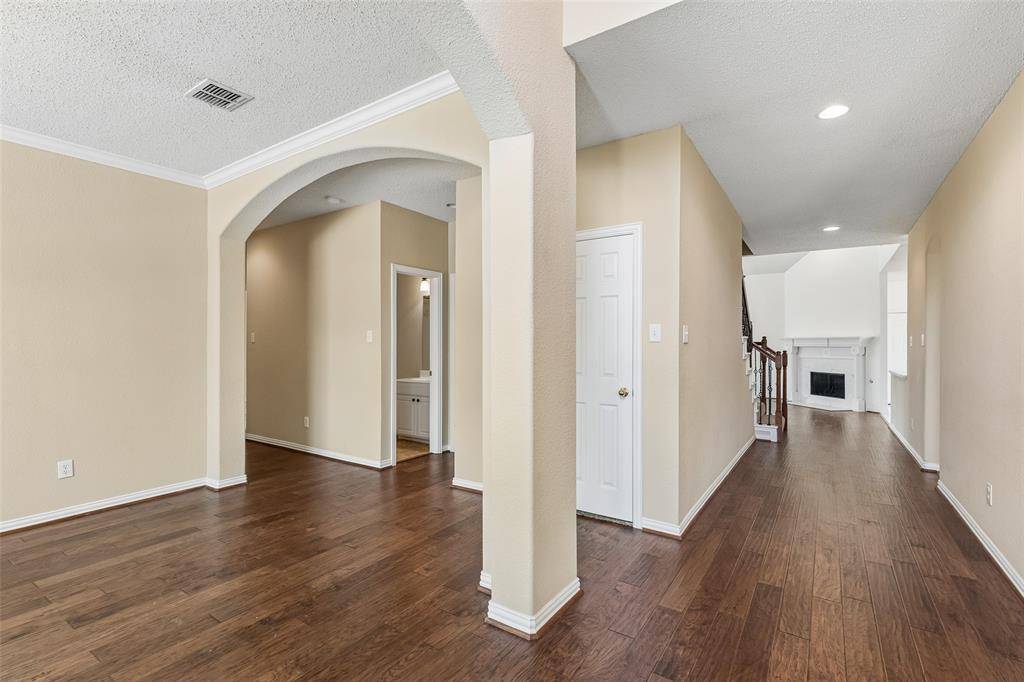 1926 Edgehill Drive, Allen, TX 75013