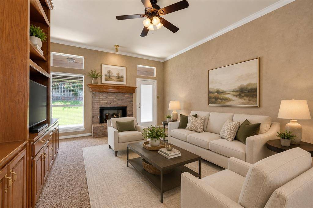 1624 Ross Drive, Midlothian, TX 76065