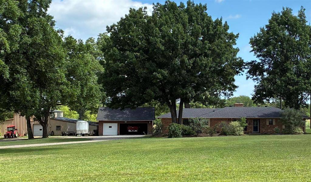 4877 Fm 84, Denison, TX 75020
