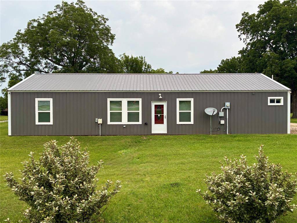 4877 Fm 84, Denison, TX 75020