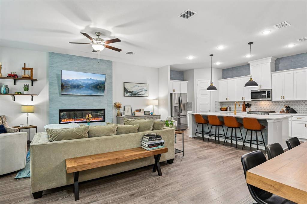 2404 Springhill Avenue, Flower Mound, TX 75028