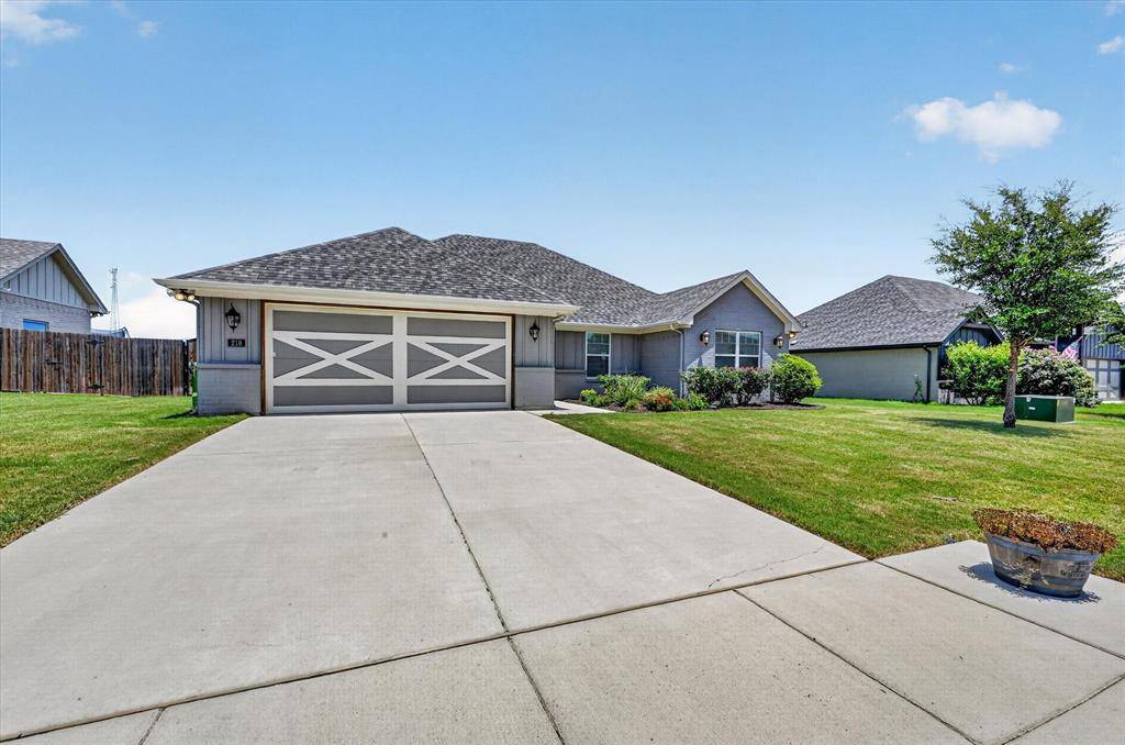 218 Rees Avenue, Godley, TX 76044