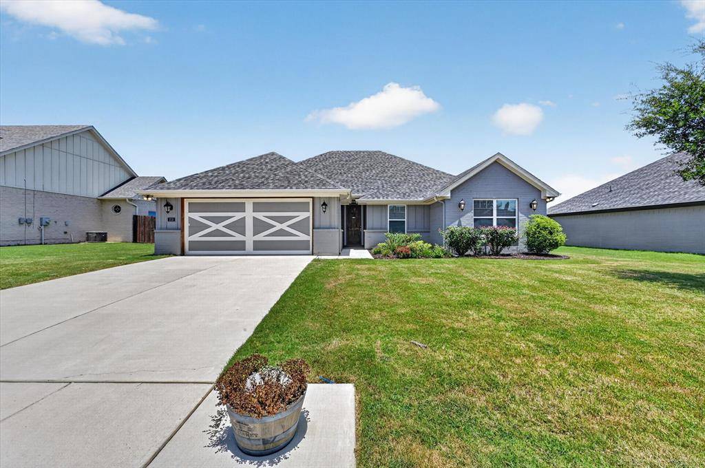 218 Rees Avenue, Godley, TX 76044