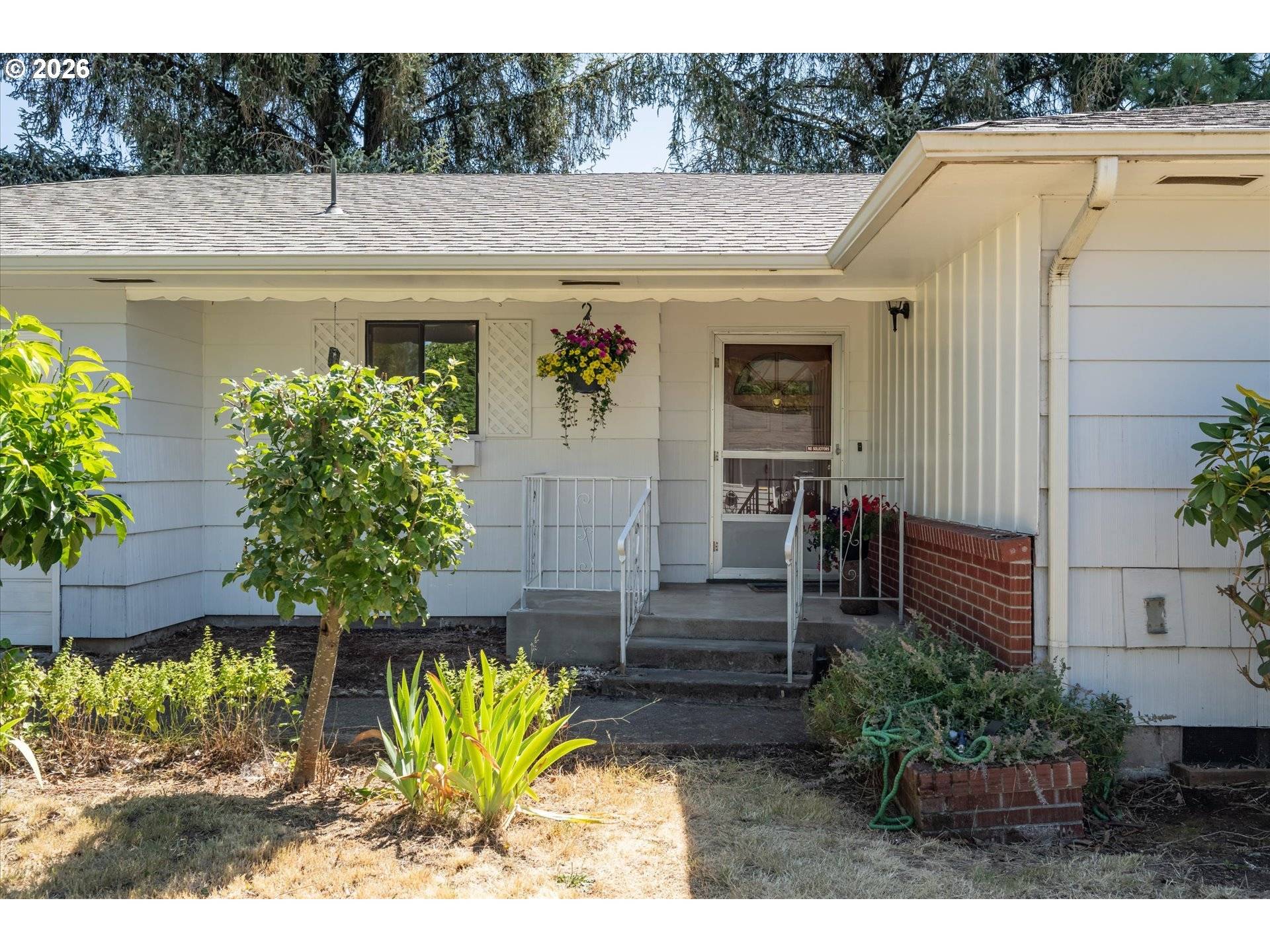 1061 WAITE ST, Eugene, OR 97402