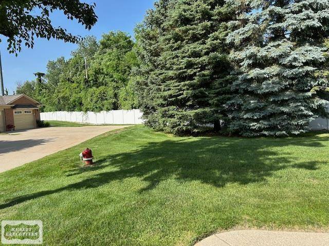 6146 Century Ct. CT, Shelby Twp, MI 48316