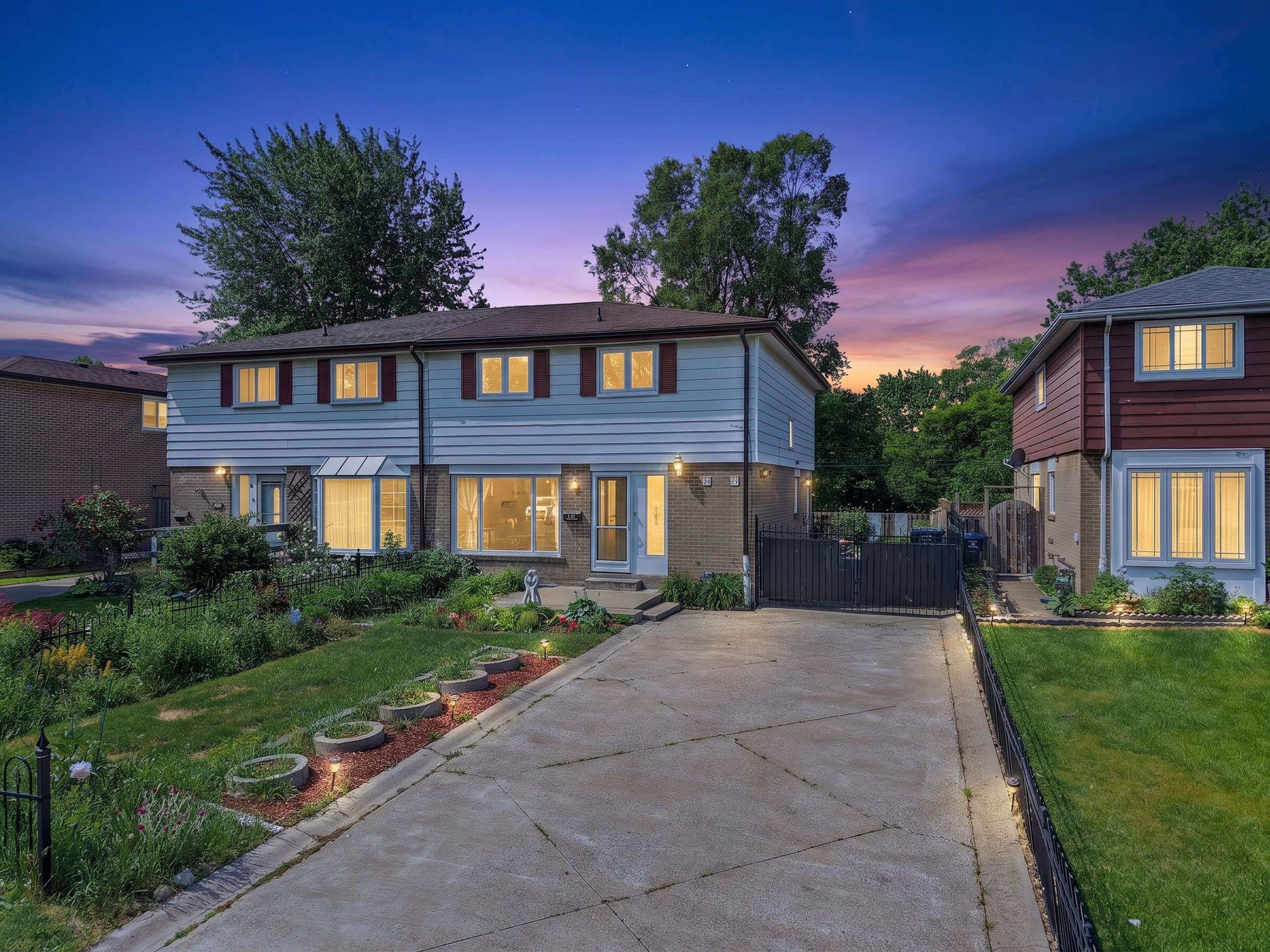 47 Cloverdale DR, Brampton, ON L6T 2T5