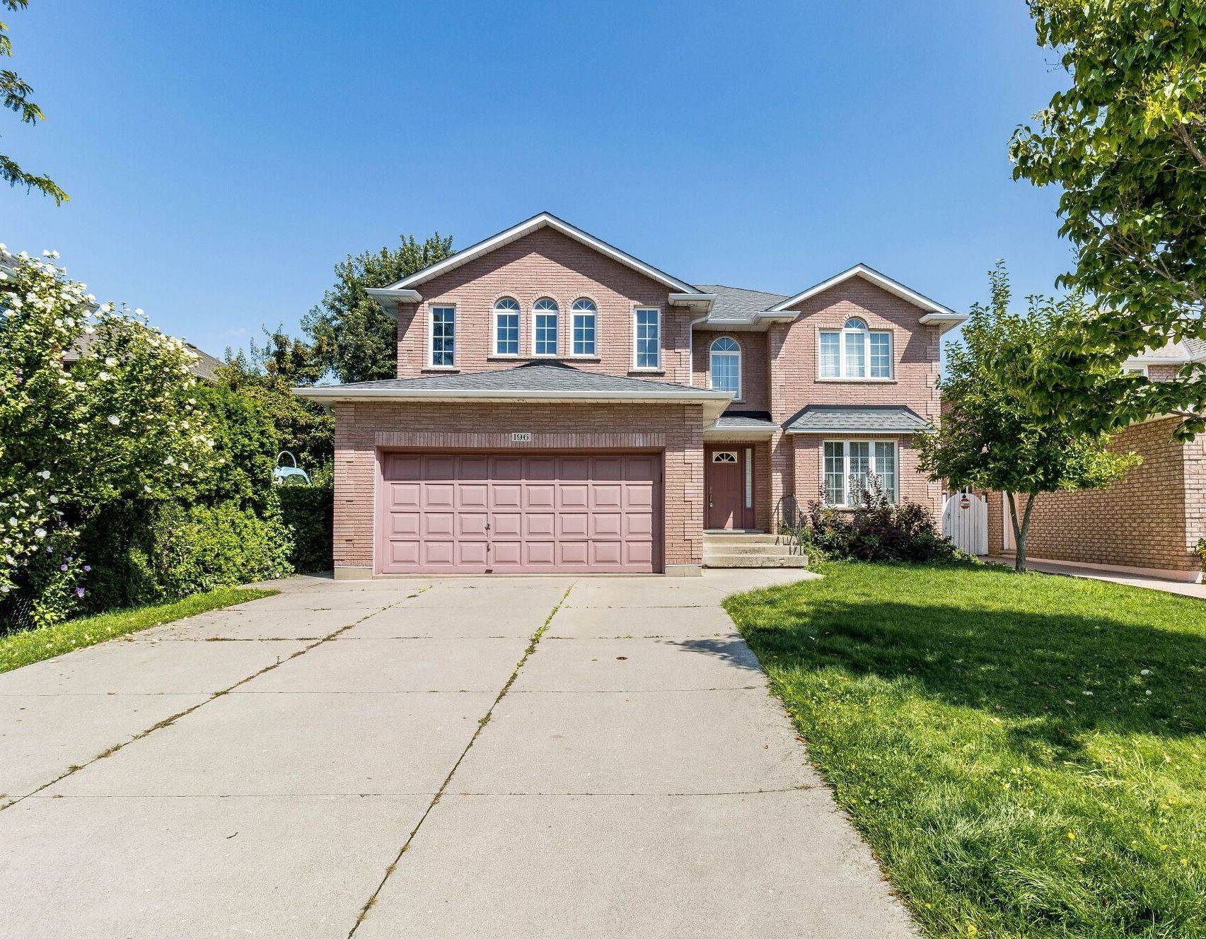 196 Appleblossom DR #LOWER, Hamilton, ON L9C 7P2