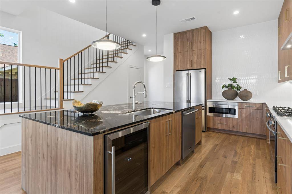6607 Roper Street, Dallas, TX 75209