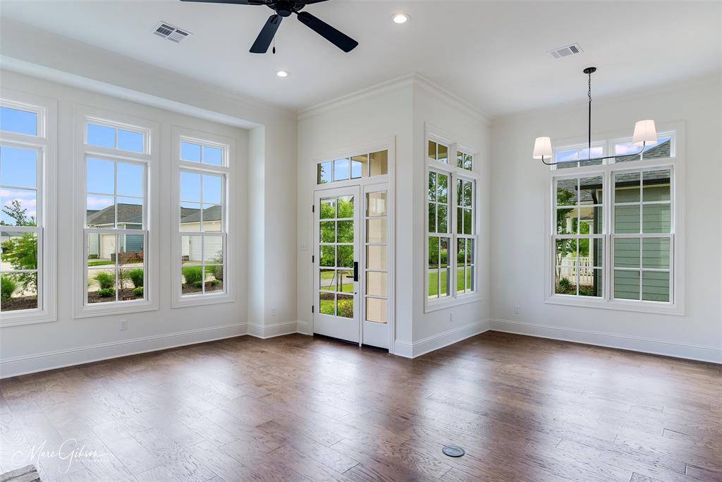 2232 Fairwoods Drive, Shreveport, LA 71106