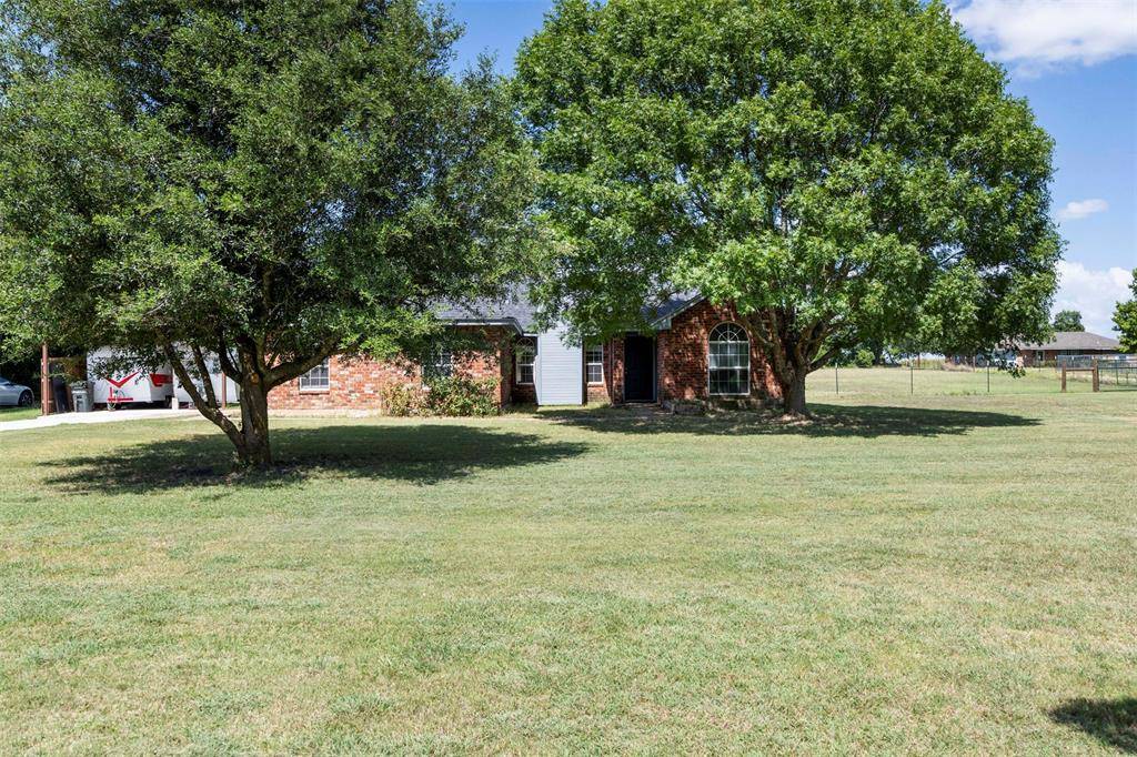 541 Bakers Branch Road, Waxahachie, TX 75167