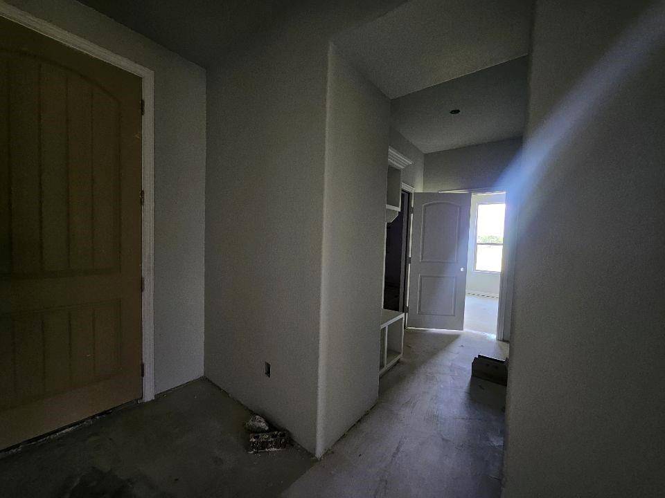 813 Silverleaf Drive, Ennis, TX 75119