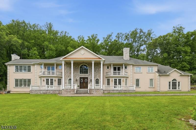 1294 Waterloo Rd, Allamuchy Twp., NJ 07874