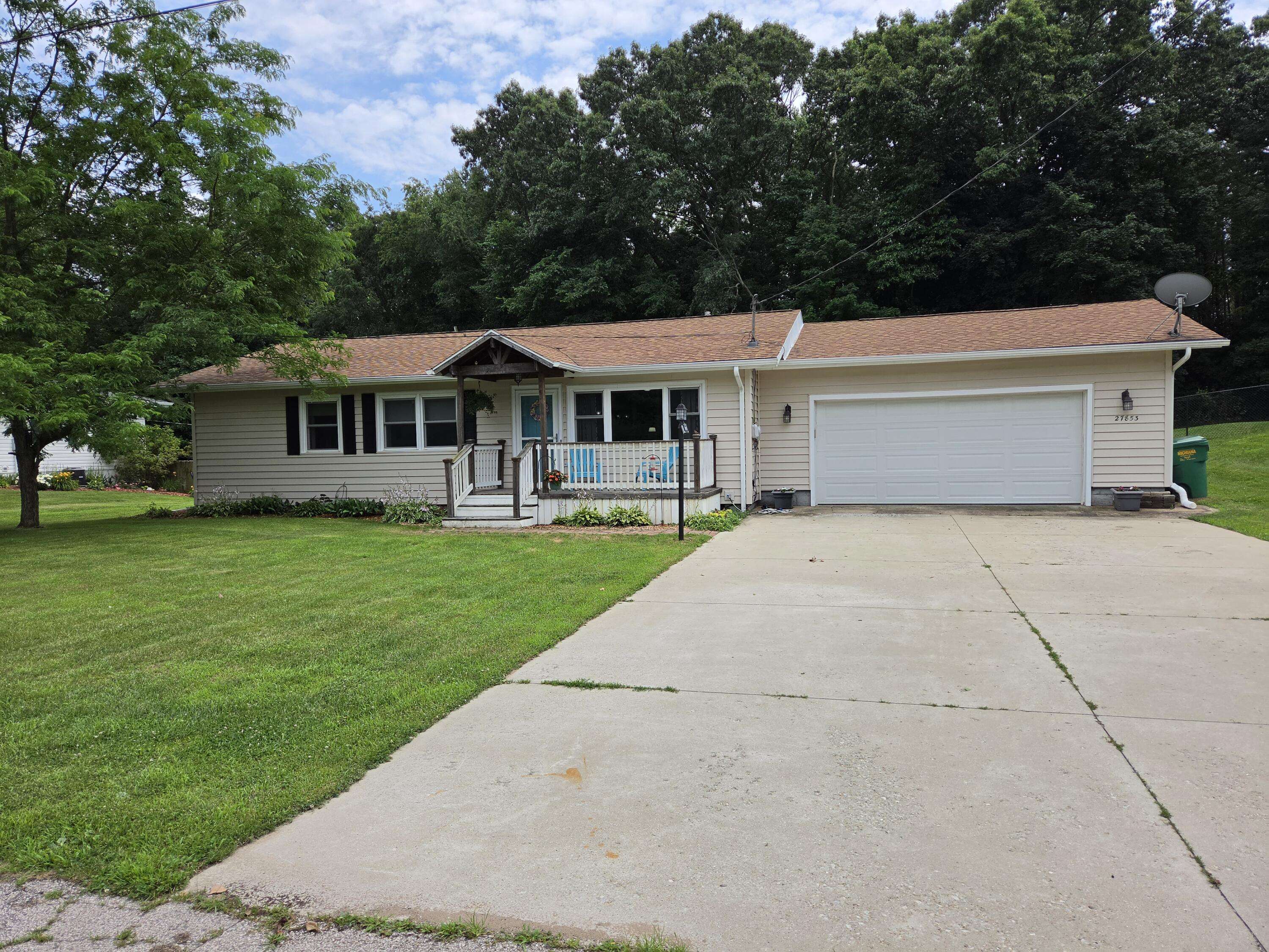 27853 Burmax PARK, Dowagiac City, MI 49047
