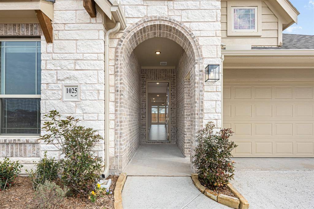 1025 Bearing Street, Royse City, TX 75189