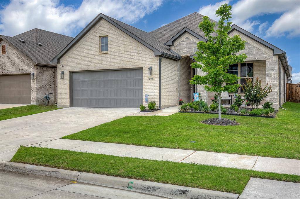 565 Beck Drive, Lavon, TX 75166