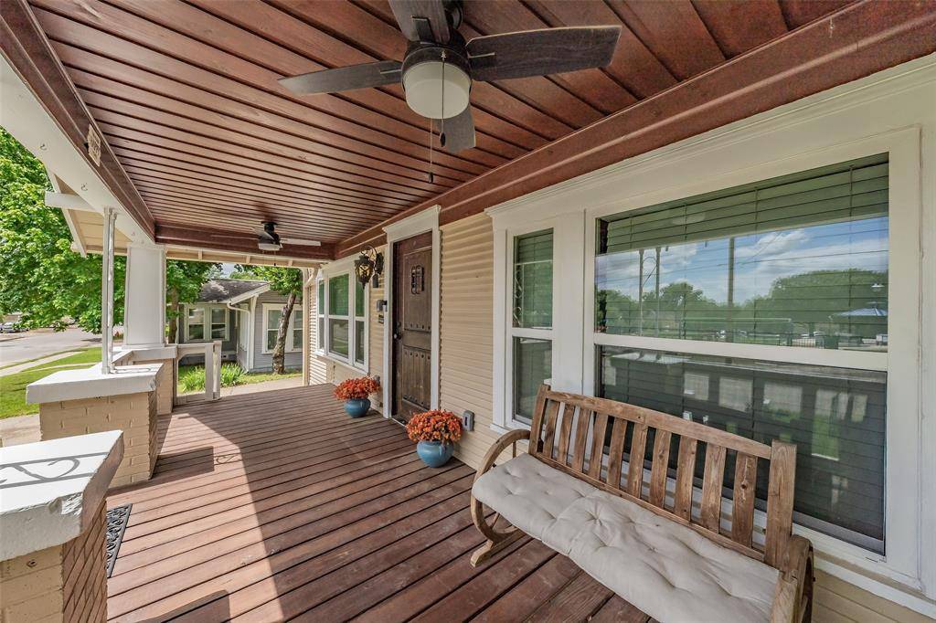 306 Davis Street, Weatherford, TX 76086