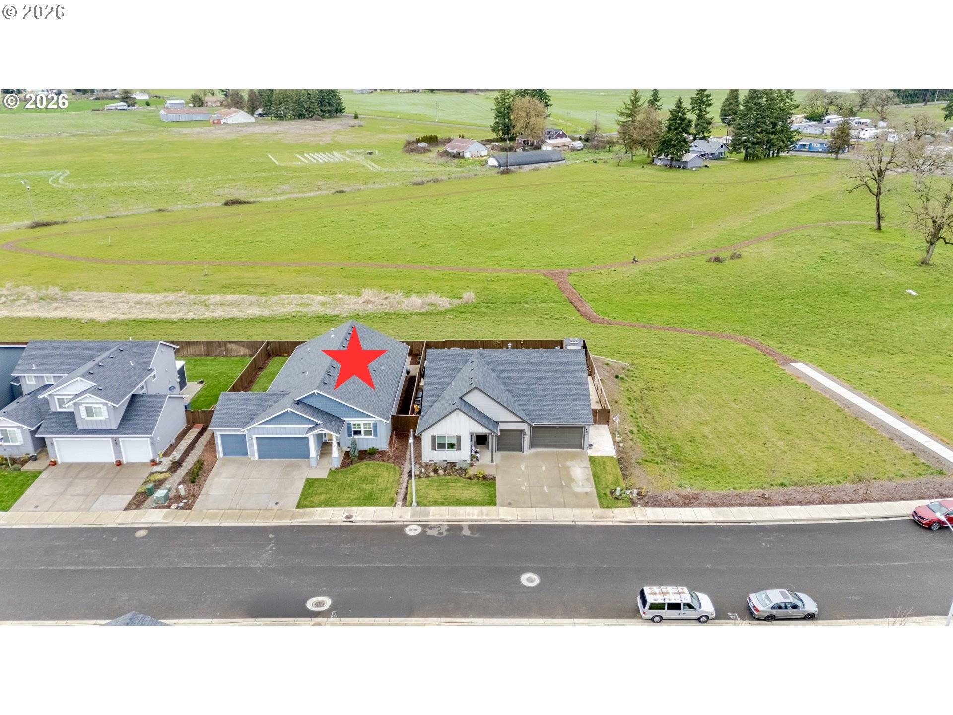 2432 W 15TH AVE, Junction City, OR 97448