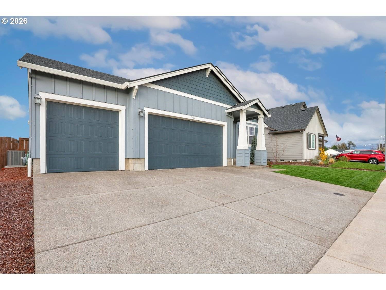 2432 W 15TH AVE, Junction City, OR 97448